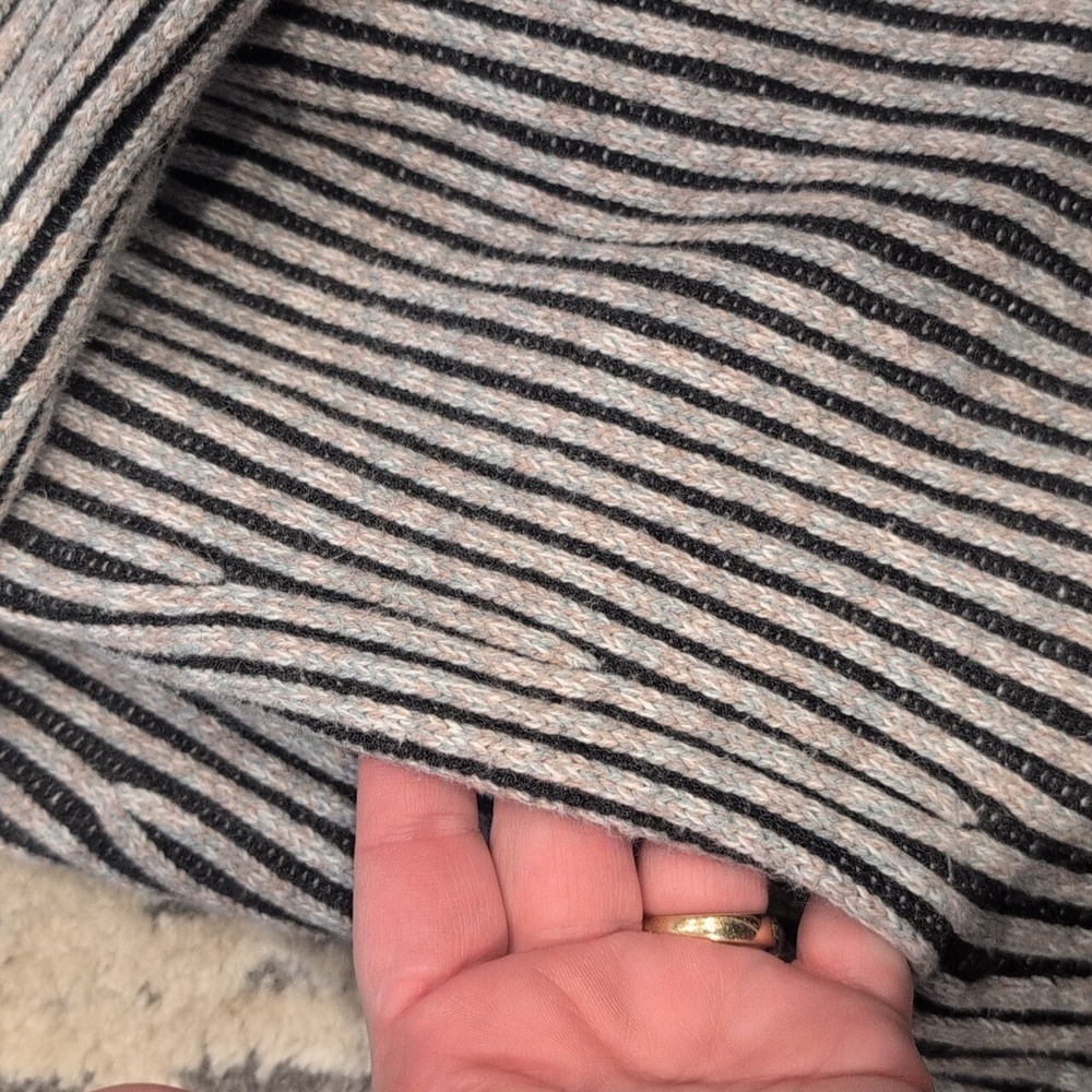 Lululemon Cotton-Cashmere Blend Sweater Wrap Powdered Clay / White / Lakeside / - Picture 7 of 9